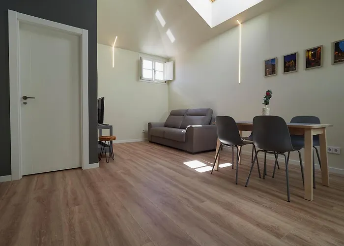 Apartantiguo Altamirano 13 奥维耶多